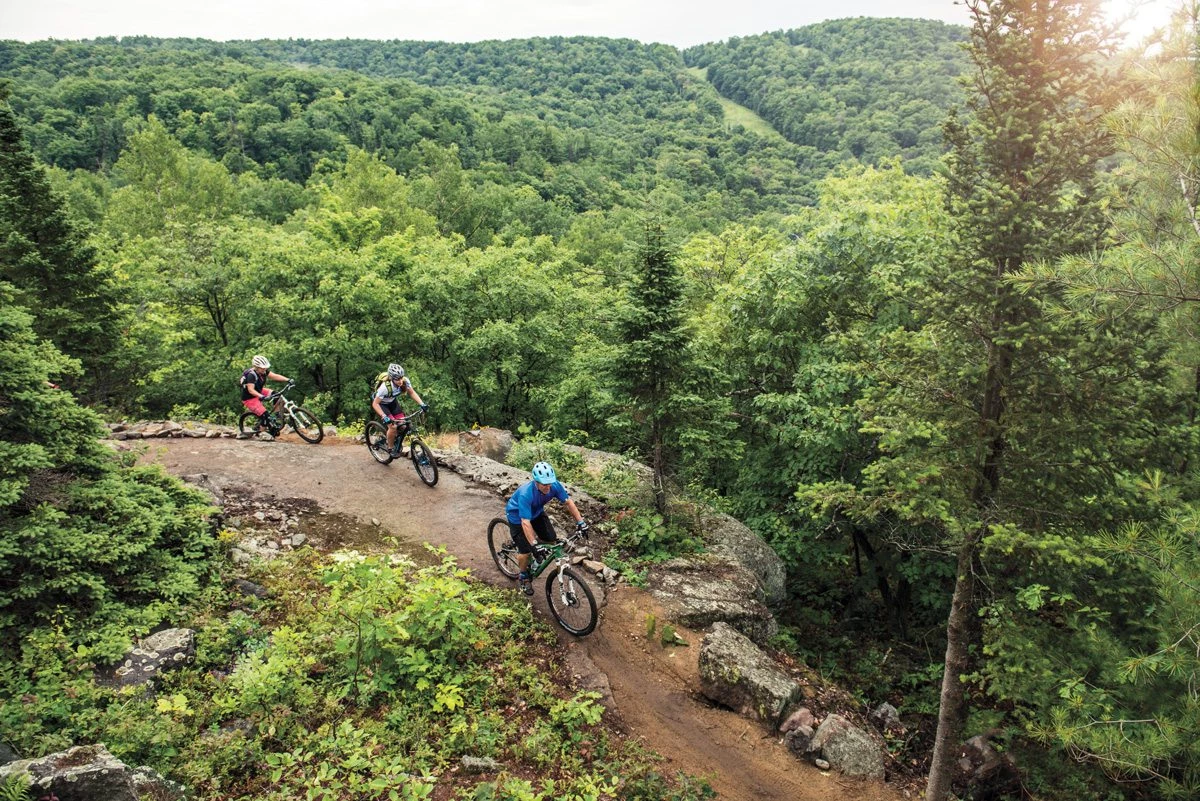 Titelseite 23 Titelseite -Fahrrad Stromkreis Verkäufe 4 8